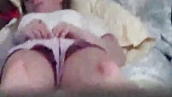 متشرد سكس عالمي اجنبي الرأس الأشقر المتشرد يتعرض لهجوم هزلي مؤلم