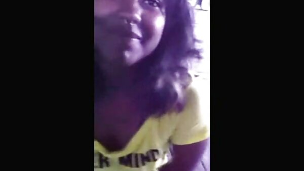 ترصيع غريب يمارس الجنس افلام سكس اجنبي امهات مع زوجين من المتعثرين ذات الشعر الأشقر القذرة الصعبة