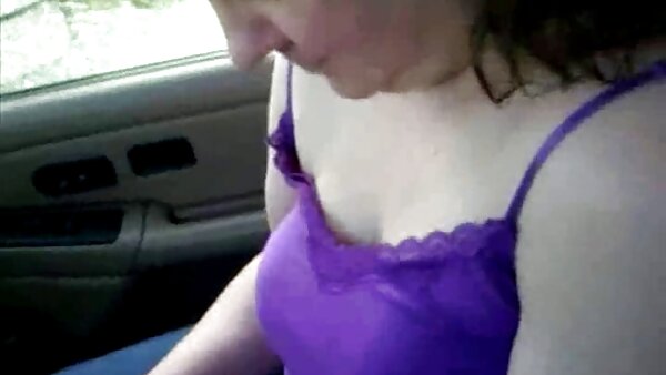 Bosomy babe Abigail سكس امهات اجنبى Mac يحصل بوسها أصابع الاتهام من قبل امرأة سمراء مفعم بالحيوية وقحة ميا مالكوفا